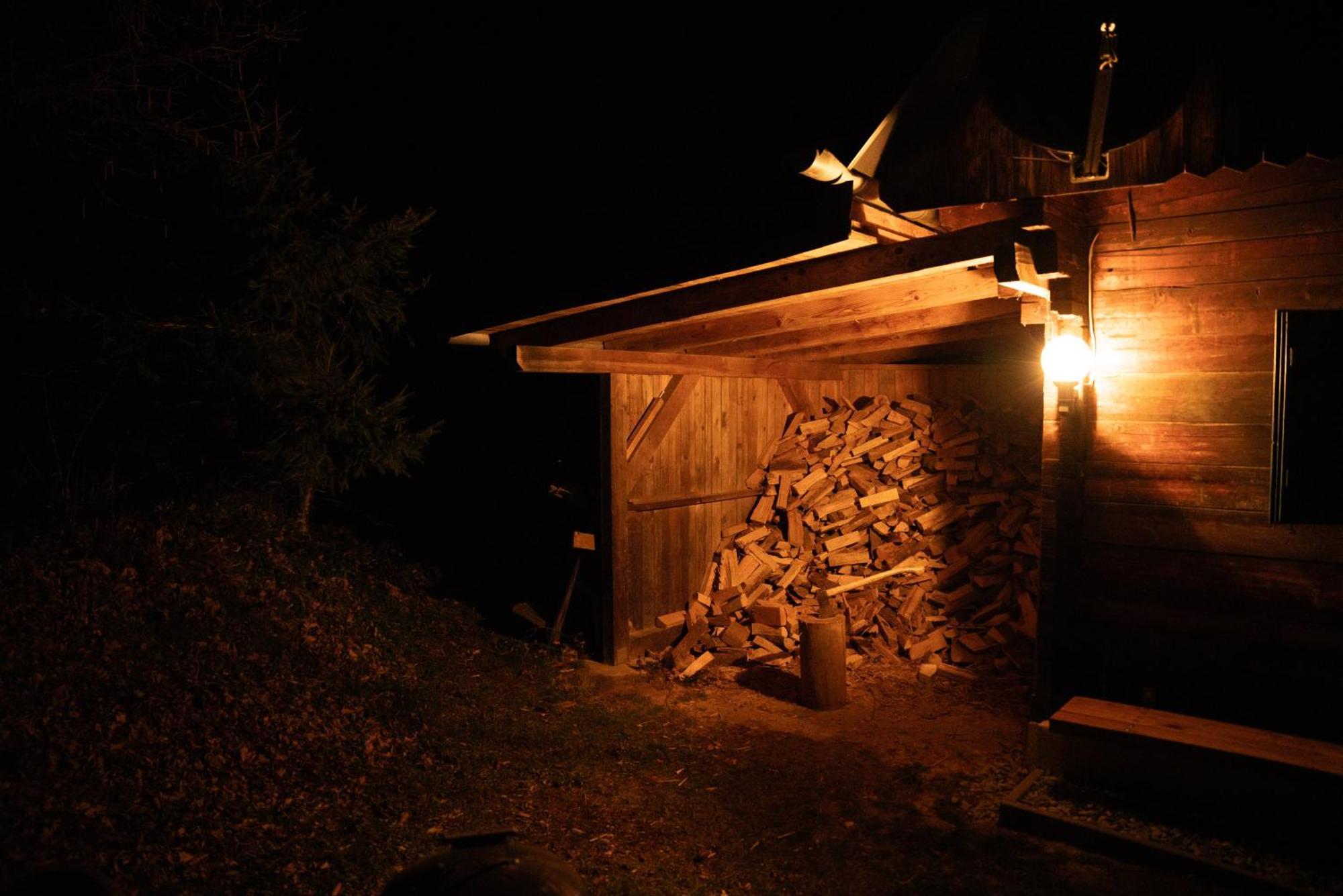 Gregor'S Ferienhaus Im Wald Edelschrott Exterior photo